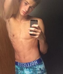 Cuties,undies... 5bb34fb723fed.jpg