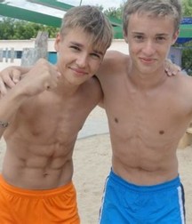 Boys shirtless 5bbf24ad7a768.jpg