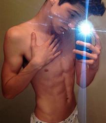 Boys shirtless 5bbf24f167fff.jpg
