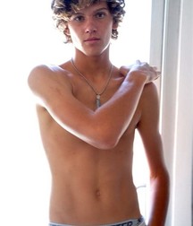 The beauty of boys 5bd1fa43ad1d9.jpg