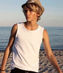 The beauty of boys 5bd1fb521d57c.jpg