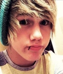 Cute boys  5bd79c6a63a1b.jpg