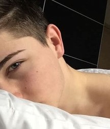 Cute boys  5bd79ce211148.jpg