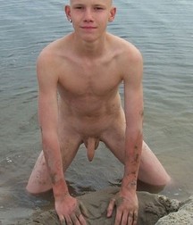 Boys 5bdddbee98f15.jpg