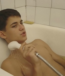 Cute latino  5beb25a3c8b29.jpg
