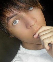 Looks 5bf19c7f8ee70.jpg