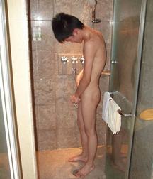 Slim 5bf355767947f.jpg