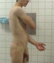 clean boys 5c10cec01499a.jpg
