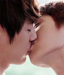 teen tongue 5c1952a2c8734.gif