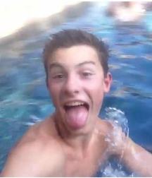 teen tongue 5c19533d3f2b7.jpg