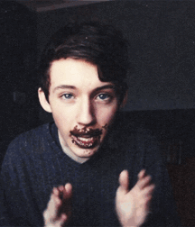 Troye Sivan 5c487c4dd674f.gif