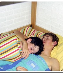 In bed! 5c87e5ef29a9e.jpg