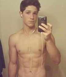 Twinks selfies 5c8ccd035b91a.jpg