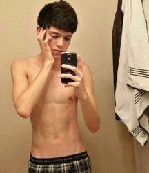 Cute and hot selfies 5caf64d5b118d.jpg