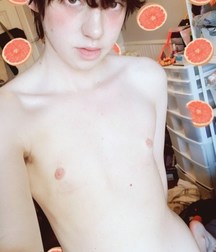 Young ,cute and hot 5cbe21d84a8fb.jpg