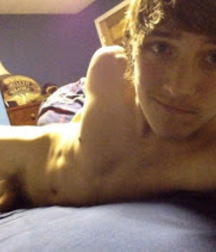 Cute and hot 5d28cf1720d87.jpg