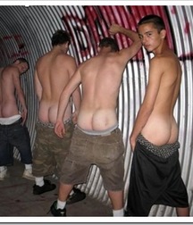 Boys boys boys 5d9fae72e473b.jpg