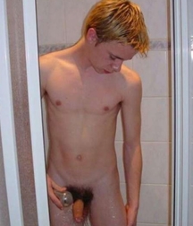 Sexy boys 5dcde0a68ed79.jpg
