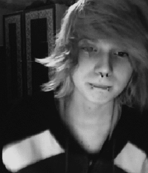 Cute,sexy,fun,funny... 5deea67348b4e.gif