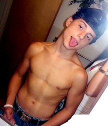 Skinny shirtless teen boys 5ee2800da2e67.jpg