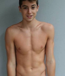 Skinny shirtless teen boys 5ee2803b460fa.jpg