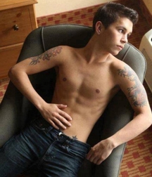 Skinny shirtless teen boys