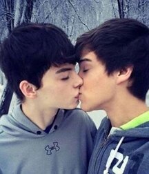 Pretty couples gay tube tender and hot lovers 5f312119a2fee.jpg