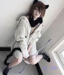 Sissy at the Emperor's. 5f464603cc36b.jpg
