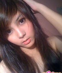 Sissy at the Emperor's. 5f464613d33f8.jpg
