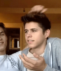 Beauty, humor, tenderness, love, kisses ... 5f508bb8be831.gif