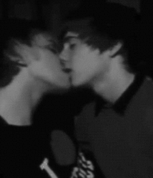 Beauty, humor, tenderness, love, kisses ... 5f508ca259899.gif