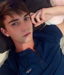 Small best of beautiful boys porn 60a681341e571.jpg