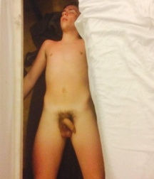 Cute boys porn, undies, etc... 61151ed4375ee.jpeg