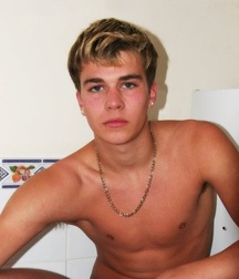 Cute boys porn, undies, etc... 61151f6acb603.jpg