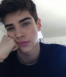 Irresistible Twink Tube