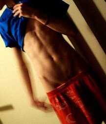 Sexy boys 61ae477dd9c6f.jpg