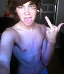 Sexy boys 61ae479cec342.jpg
