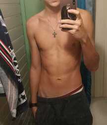 Absolutely delicious twink tube guys 61ebf03f51428.jpg