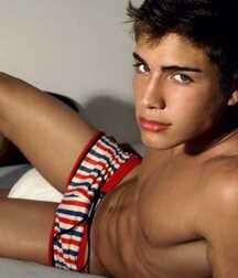 Absolutely delicious twink tube guys 61ebf07886feb.jpg