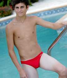 Cute twinks and hot gifs tube boys 61ed6ce2d76fe.jpg