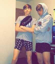 Cute twinks and hot gifs tube boys 61ed6d04b7174.jpg
