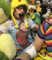Diaper boy 5bc7f6d4f334a.jpg