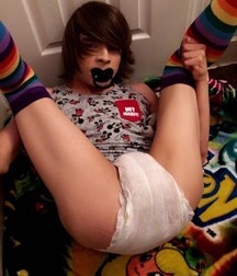 Diaper boy 5bc7f6d9a9e7a.jpg