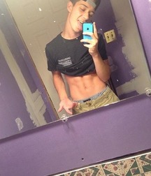 Selfies 19 5b1276d3ae390.jpg