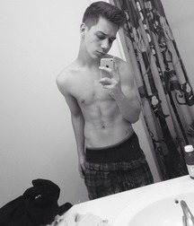 Selfies 19 5b1276da878a4.jpg