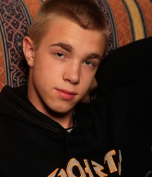 Andrew 5b5ee1c8c9e48.jpg