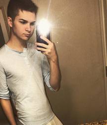 Taylor 5b707647419b7.jpg