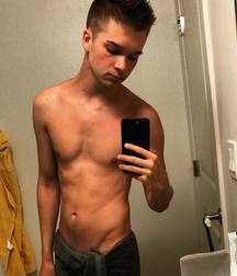 Taylor 5b70767d5ff74.jpg