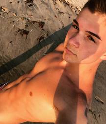 Taylor 5b707696d7f93.jpg