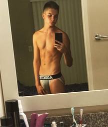 Taylor 5b70769a00505.jpg